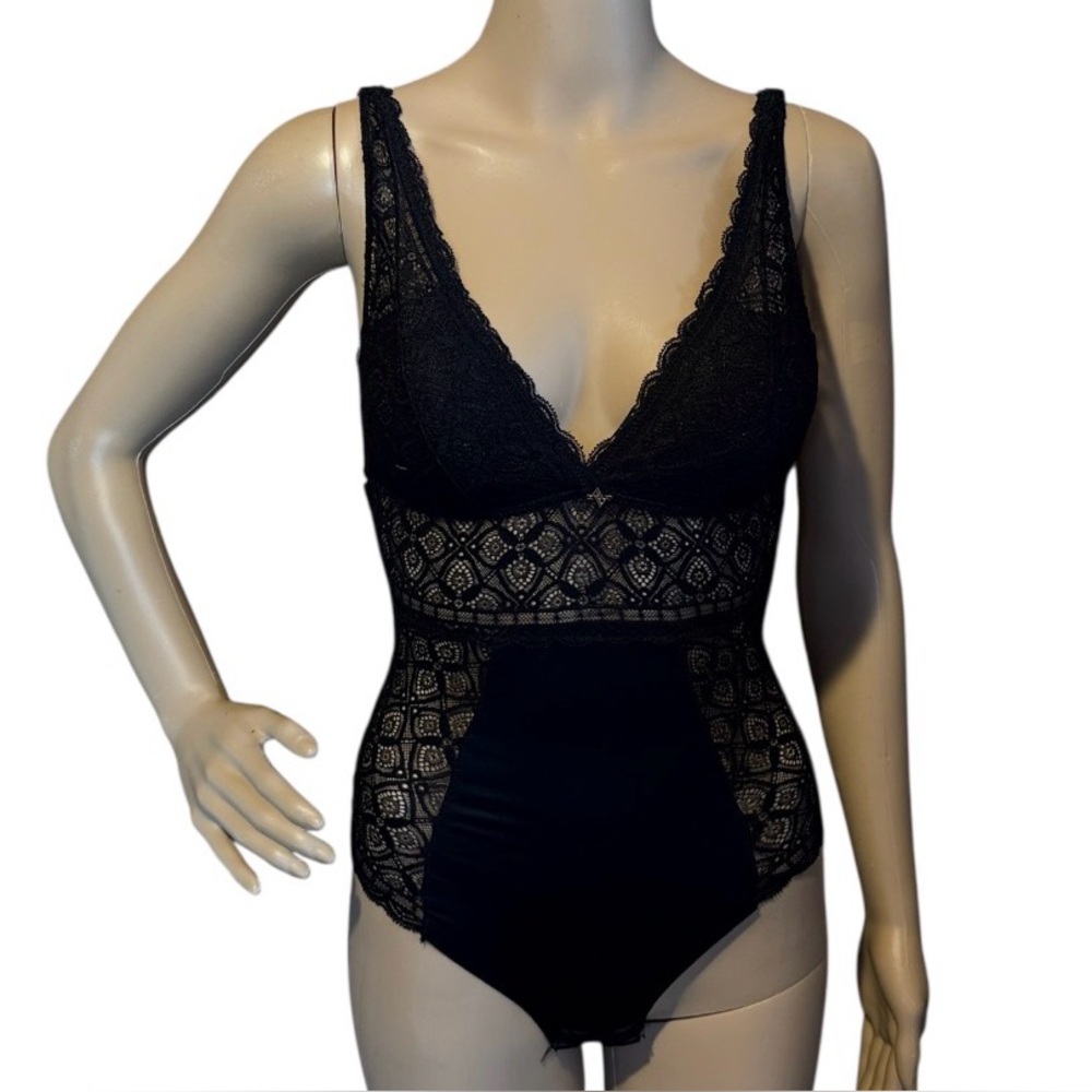 💰BOGO FREE Adrienne Vittadini Lingerie Bodysuit